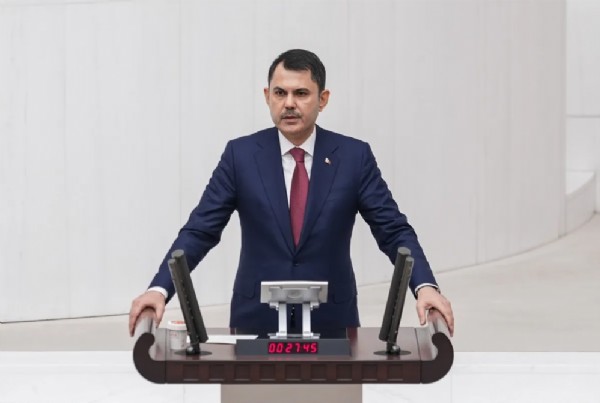 Murat Kurum açıklamalarda bulundu! 'Devlet nerede' diyenlere asrın inşası ile cevap verdik